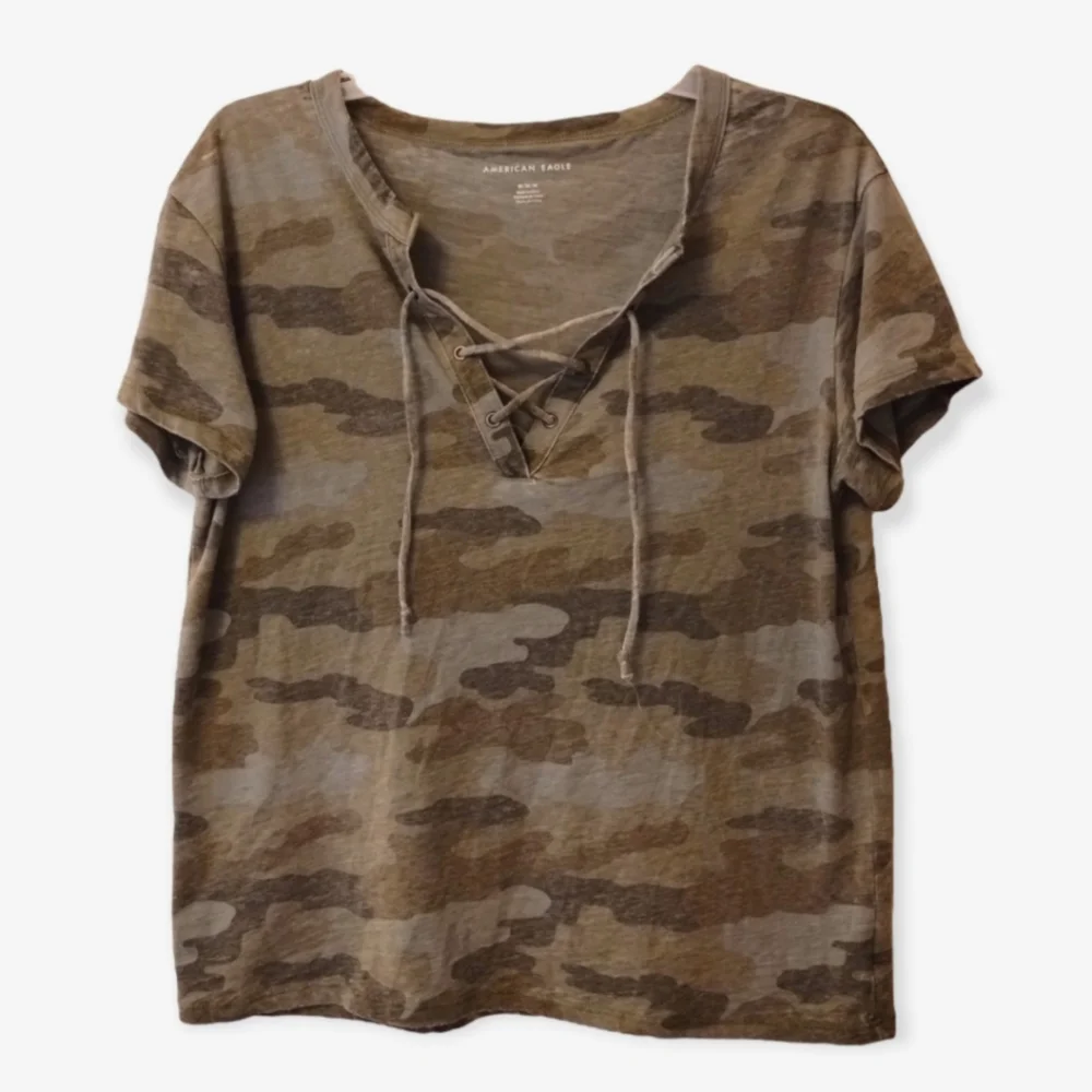 American Eagle camo crop tee - Picture 1 of 7